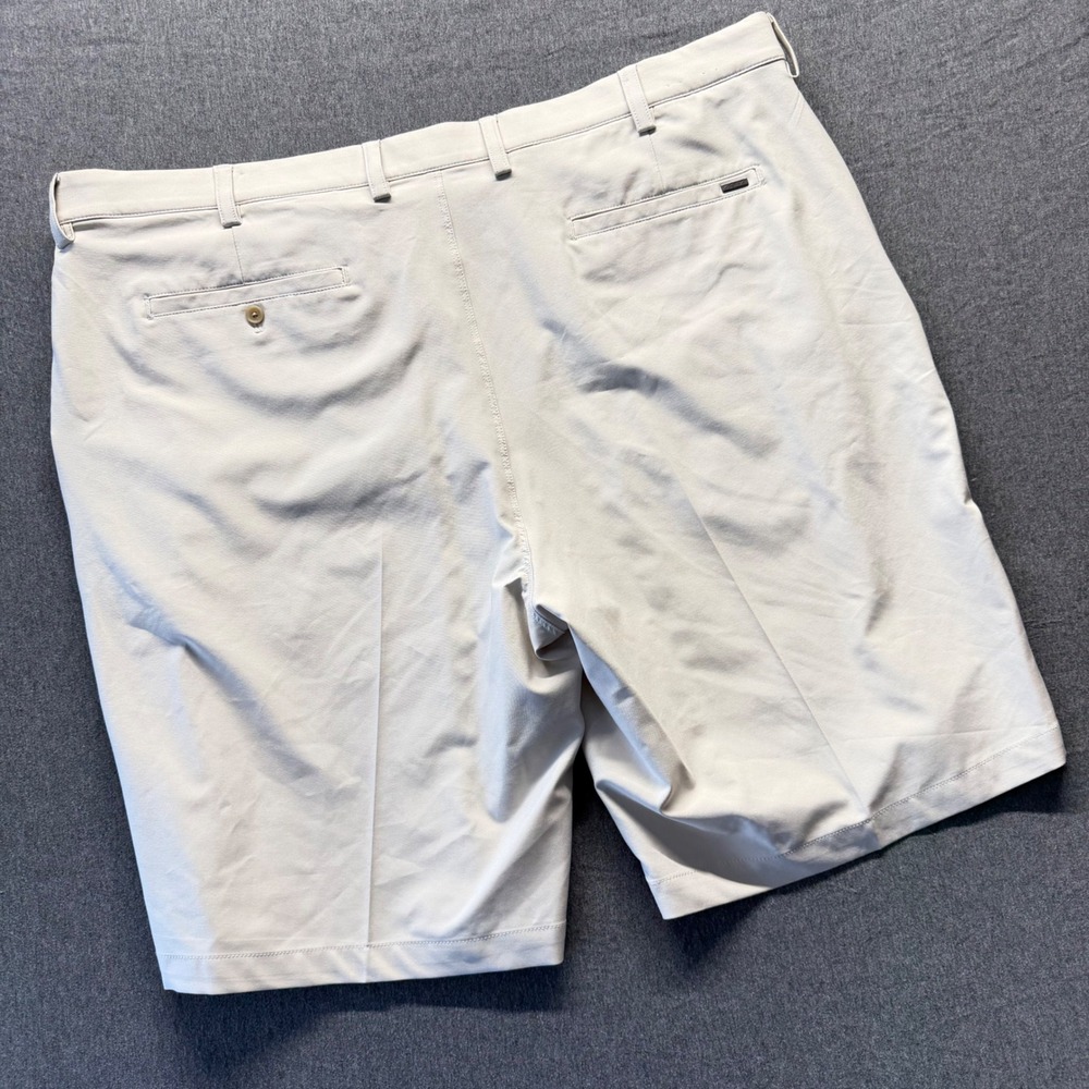 Greg Norman ML75 Microlux Golf Shorts Mens 42 Beige Play Dry Flat Front Stretch